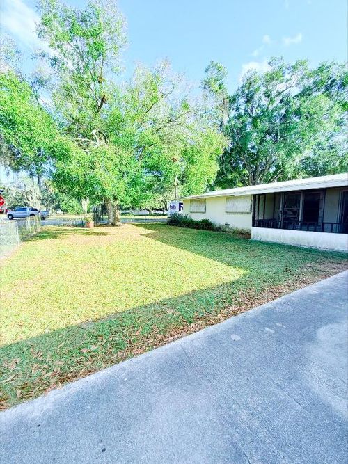 822 Se 9th St, OKEECHOBEE, FL, 34974-5316 | Card Image