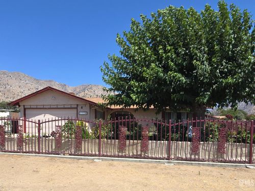 2724 Flower St, Lake Isabella, CA, 93240-9640 | Card Image