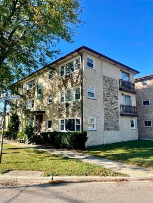 1n-7701 W Marwood Ave, Elmwood Park, IL, 60707-1833 | Card Image