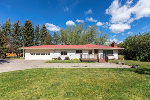 2 Shamrock Ln, Livingston, MT, 59047-4106 | Card Image