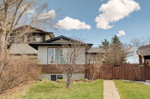 27 Rundlelawn Court Ne, Calgary, AB, T1Y3H3 | Card Image