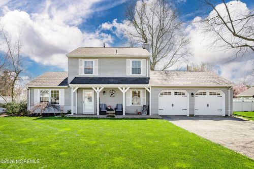 67 Oak Knoll Dr, Brick, NJ, 08724-2717 | Card Image