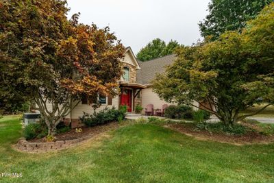 137 Bentwood Lane, House other with 3 bedrooms, 2 bathrooms and null parking in Gray TN | Image 3