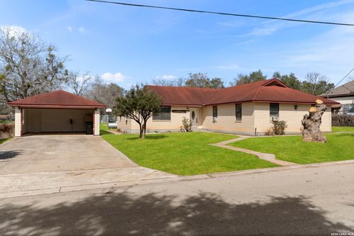 105 E East St, Stockdale, TX, 78160-6809 | Card Image