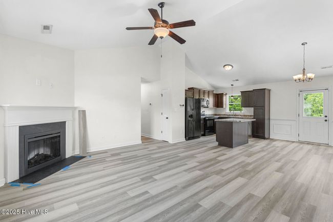 105 Sonia Dr, House other with 3 bedrooms, 2 bathrooms and 2 parking in Hubert NC | Image 6