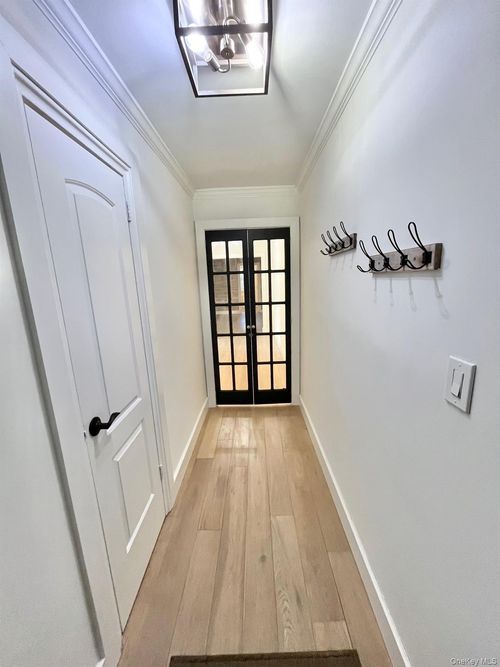 apt-2f-450 Pelham Rd, New Rochelle, NY, 10805-1845 | Card Image