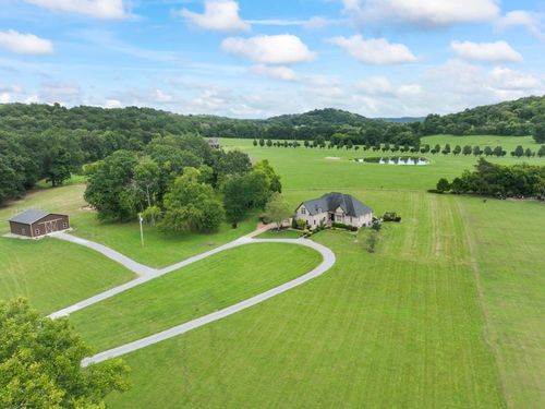 120 Wartrace Creek Rd, Wartrace, TN, 37183-2900 | Card Image