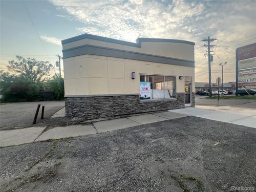 14253 Greenfield Rd, Detroit, MI, 48227-2105 | Card Image