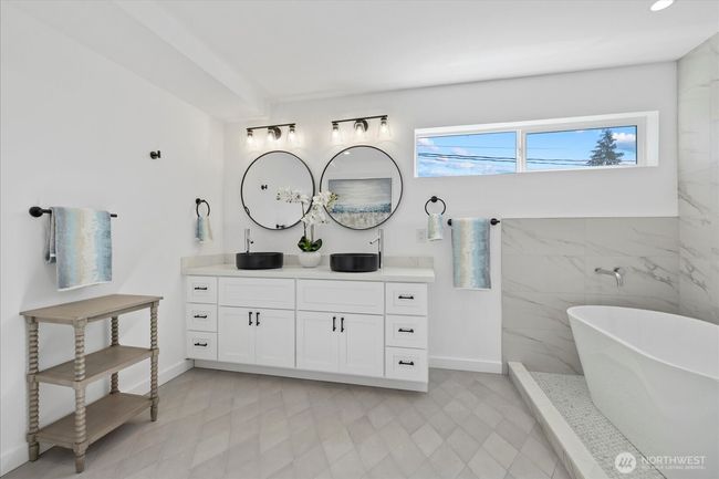 A - 6032 42 Nd Ave Sw, Townhouse with 3 bedrooms, 3 bathrooms and null parking in Seattle WA | Image 8