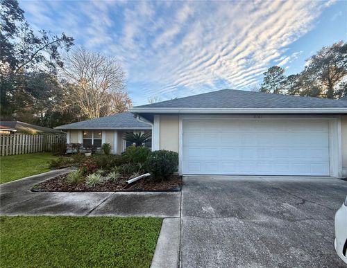 2161 41st Ln, GAINESVILLE, FL, 32608-8000 | Card Image
