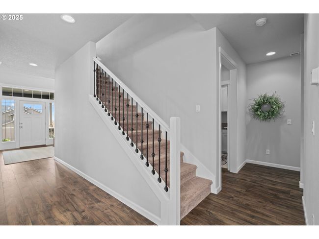 1010 Nw 1 St St, House other with 4 bedrooms, 3 bathrooms and 2 parking in Dundee OR | Image 22