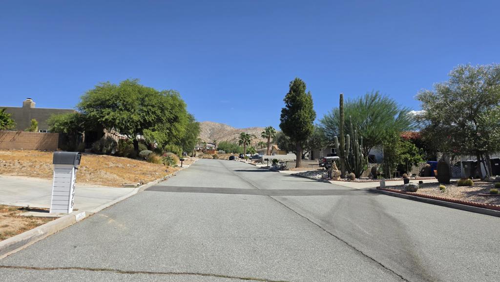 Land in Desert Hot Springs