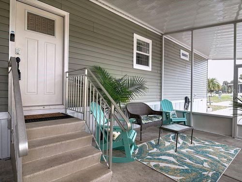 102 Ash St, EDGEWATER, FL, 32141-7381 | Card Image