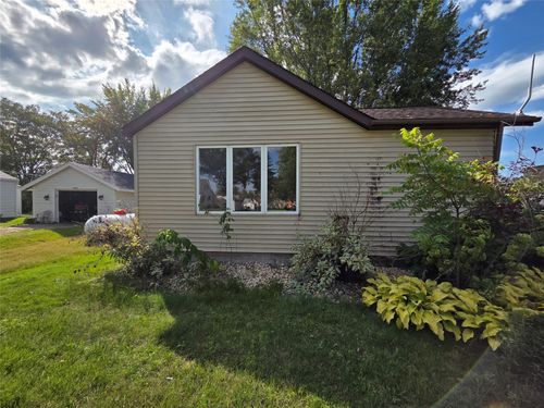 W5587 Davlin St, SHELDON, WI, 54766-9706 | Card Image