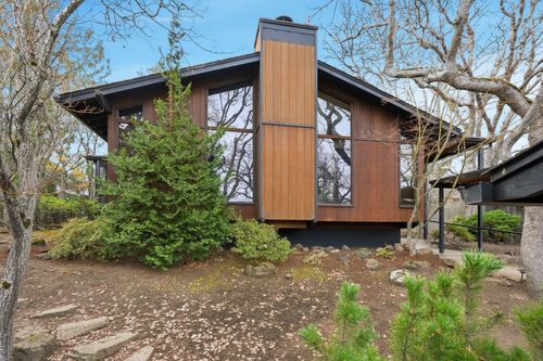 804 Acorn Cir, Ashland, OR, 97520-1404 | Card Image