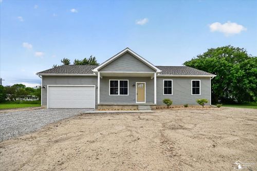 926 Ford Rd, Carleton, MI, 48117-9157 | Card Image