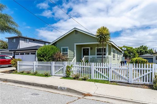 1274 W 3rd St, San Pedro, CA, 90732-3214 | Card Image