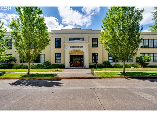 224-650 W 12th Ave, Eugene, OR, 97402-4000 | Card Image