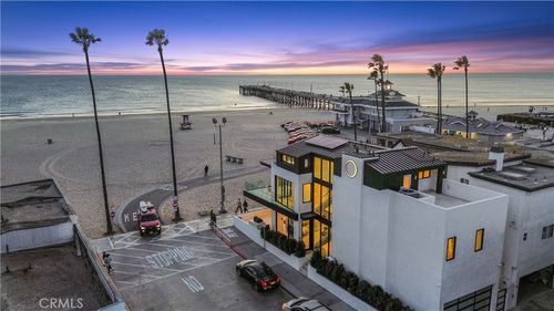 2000 W Oceanfront, Newport Beach, CA, 92663-4326 | Card Image