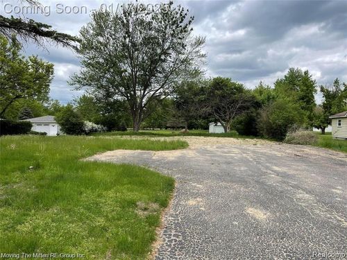 48632 Willis Road, Sumpter Twp, MI, 48111 | Card Image