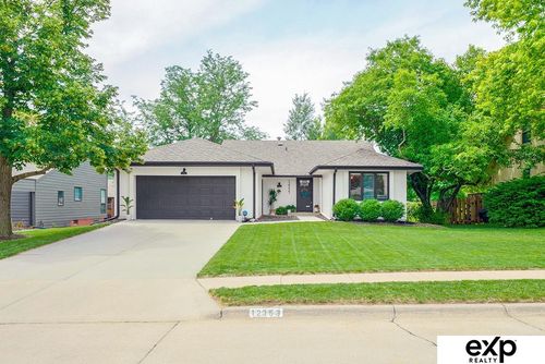 12353 Franklin St, Omaha, NE, 68154-1337 | Card Image