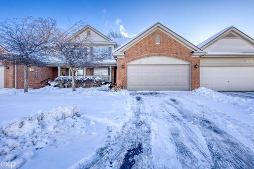 5964 Augusta Ln, Grand Blanc, MI, 48439-9474 | Card Image