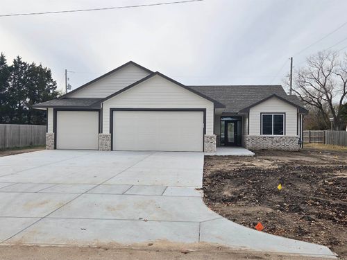 1107 N Main St, Rose Hill, KS, 67133-9388 | Card Image