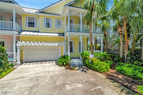 936 Hemingway Cir, TAMPA, FL, 33602-5980 | Card Image