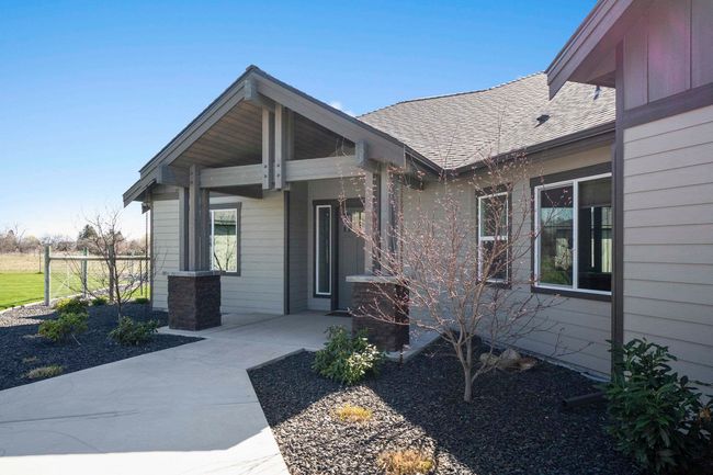 5114 N Oakland Rd, House other with 3 bedrooms, 3 bathrooms and null parking in Otis Orchards WA | Image 4