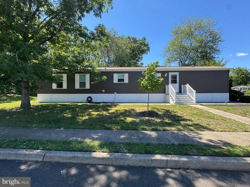 19 Meadowbrook Dr, BROWNS MILLS, NJ, 08015-6851 | Card Image