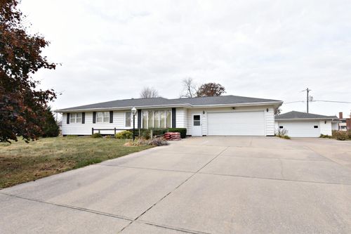 244 7th Street, Jesup, IA, 50648 | Card Image