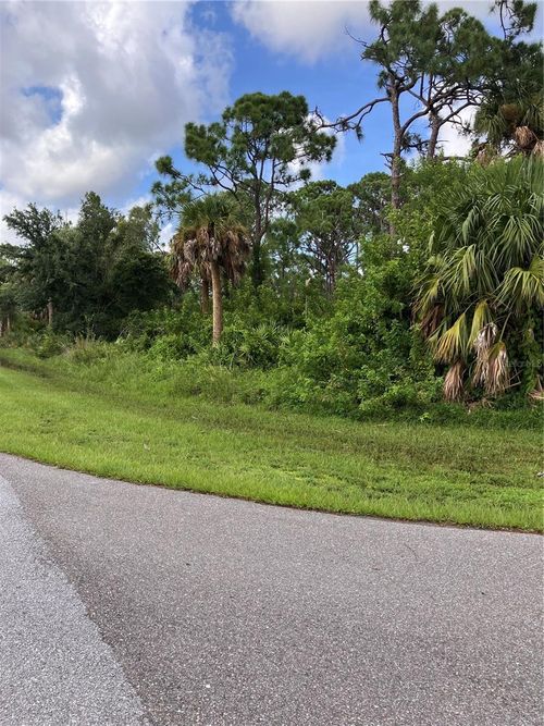 12194 Dietrich Ave, PORT CHARLOTTE, FL, 33953 | Card Image