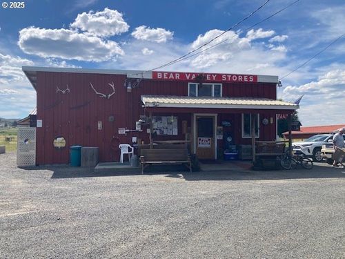 209 Barnes Ave, Seneca, OR, 97873-4018 | Card Image