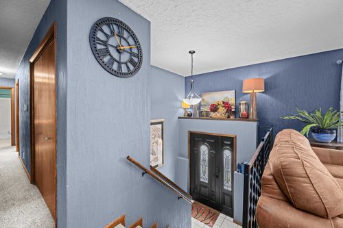 126 Sherwood Dr, Geneseo, IL, 61254-9190 | Card Image