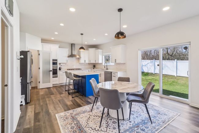 1342 Highpoint Ct, House other with 5 bedrooms, 5 bathrooms and 2 parking in Bartlett IL | Image 14