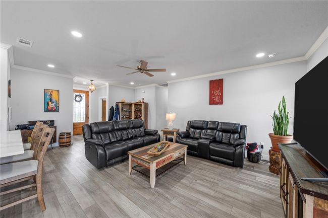 1227 Alexander Rd, House other with 5 bedrooms, 4 bathrooms and 2 parking in Moody TX | Image 9