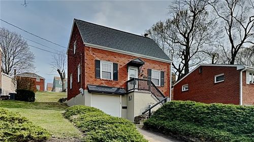 3249 Shadyway Dr, Brentwood, PA, 15227-3054 | Card Image