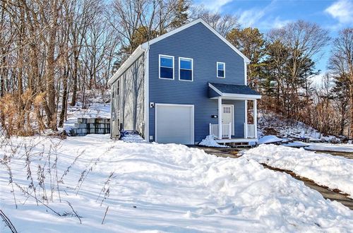 99 First St, East Providence, RI, 02914-5452 | Card Image