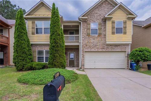3399 Lake Frg, Fairburn, GA, 30213-3271 | Card Image