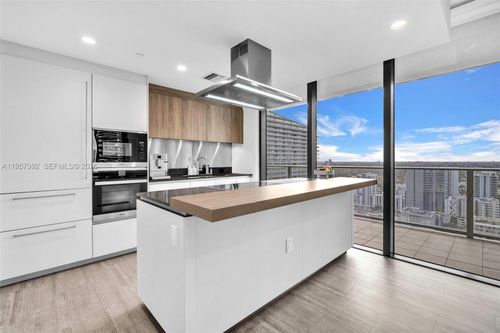 unit-3112-1000 Brickell Plz, Miami, FL, 33131-3857 | Card Image