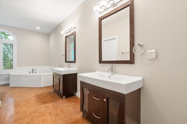 8130 S Country Aire Ln, House other with 6 bedrooms, 5 bathrooms and null parking in COLUMBIA MO | Image 26