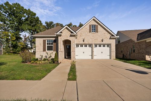 432 Gingerwood Ln, Hendersonville, TN, 37075-2999 | Card Image