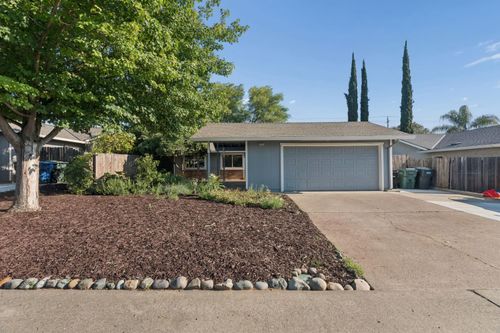 8456 Milky Way, Orangevale, CA, 95662 | Card Image