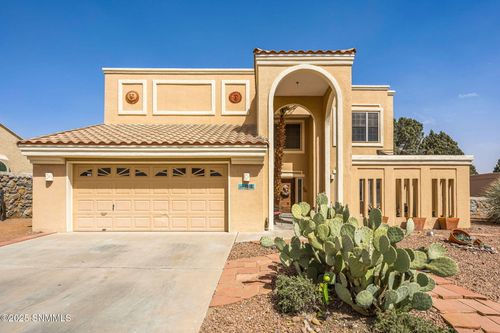 1810 Pinehurst St, Las Cruces, NM, 88011-4900 | Card Image