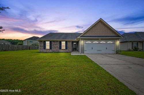 227 Merin Height Rd, Jacksonville, NC, 28546-8410 | Card Image