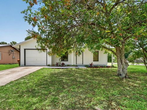 2575 1st Place, Vero Beach, FL, 32962 | Card Image