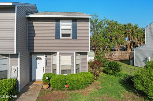 2502 Johnson Dr, Lynn Haven, FL, 32444-4724 | Card Image