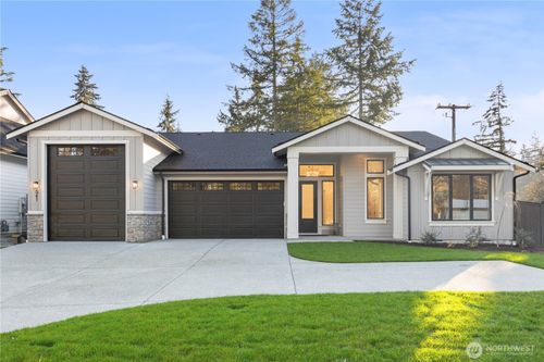 11409 Interlaaken Dr Sw, Lakewood, WA, 98498-5521 | Card Image