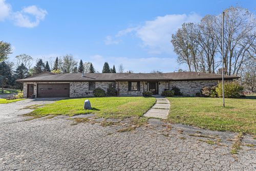 6099 Fowlerville Rd, Fowlerville, MI, 48836-9362 | Card Image