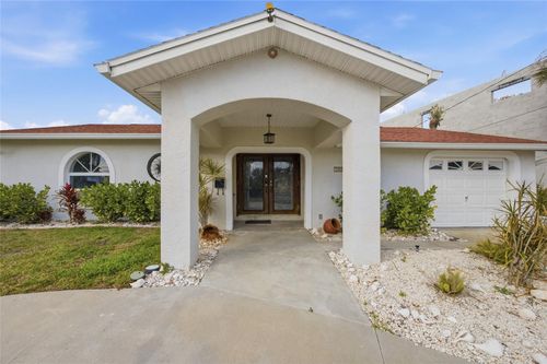 1801 Bayou Grande Blvd Ne, ST PETERSBURG, FL, 33703-1909 | Card Image